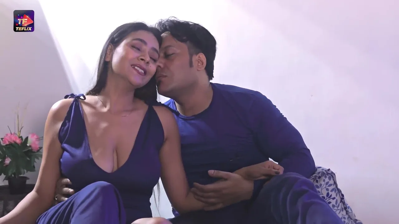 Gharwali Baharwali Episode 4 Hot Web Series