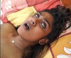 Baby Maluzz Fingering Uncut Hot Shot Film